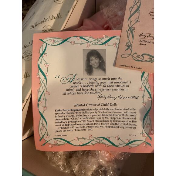 NRFB Ashton Drake Elizabeth's Homecoming Porcelain Doll by Kathy Hippensteel - Picture 9 of 12